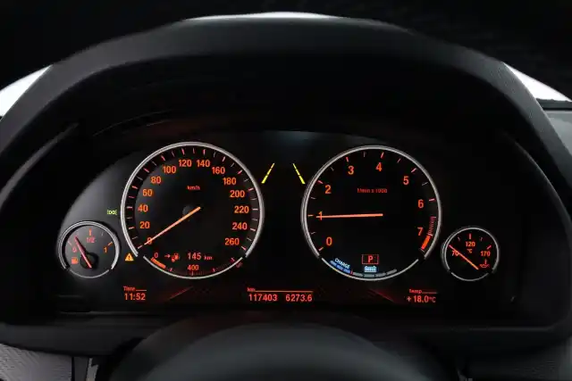 Musta Maastoauto, BMW X5 – SPE-602