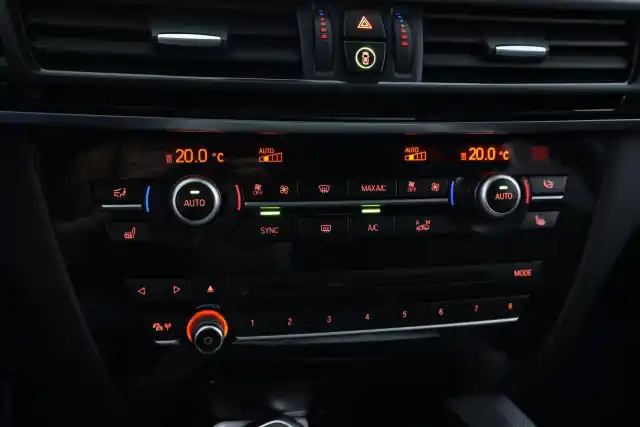 Musta Maastoauto, BMW X5 – SPE-602