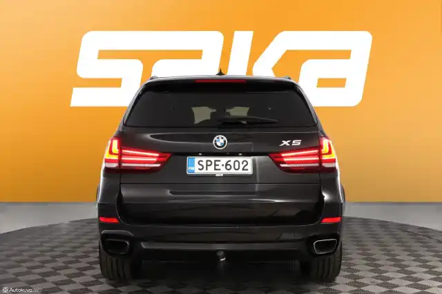 Musta Maastoauto, BMW X5 – SPE-602
