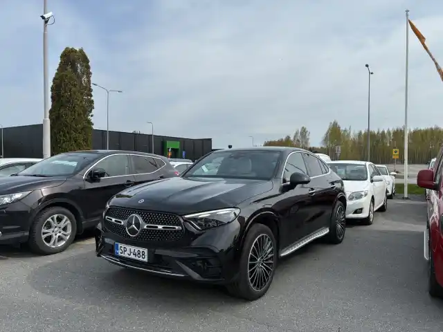 Musta Maastoauto, Mercedes-Benz GLC – SPJ-488