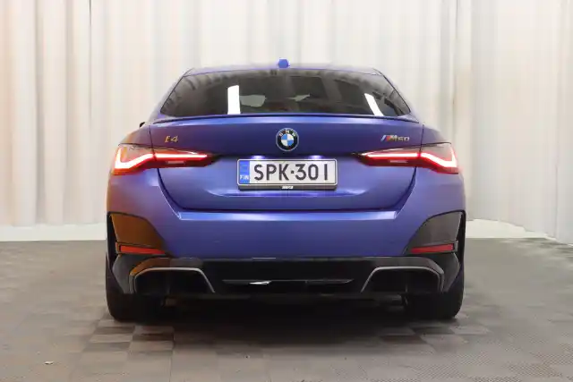 Sininen Sedan, BMW I4 M50 – SPK-301