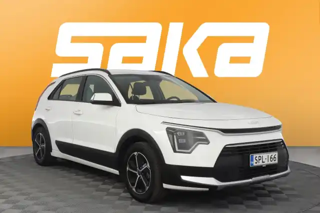 Valkoinen Maastoauto, Kia Niro – SPL-166