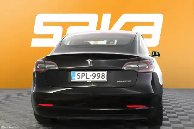 Musta Sedan, Tesla Model 3 – SPL-998