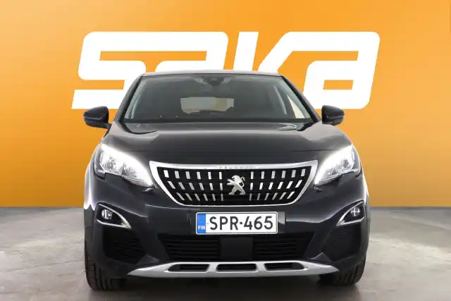 Harmaa Maastoauto, Peugeot 3008 – SPR-465