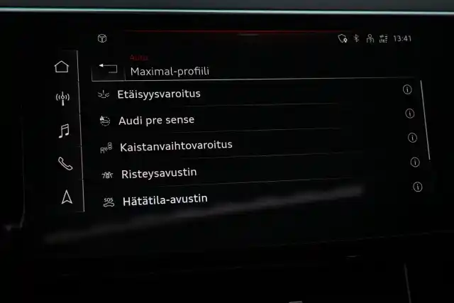 Harmaa Maastoauto, Audi e-tron – SPT-666