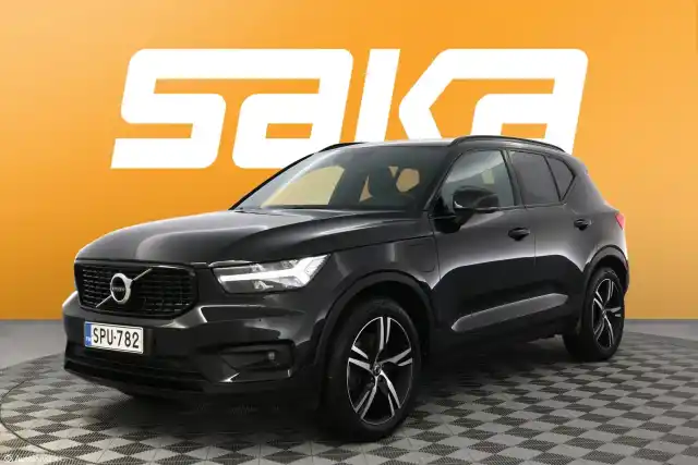 Musta Maastoauto, Volvo XC40 – SPU-782