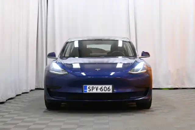 Sininen Viistoperä, Tesla Model 3 – SPV-606