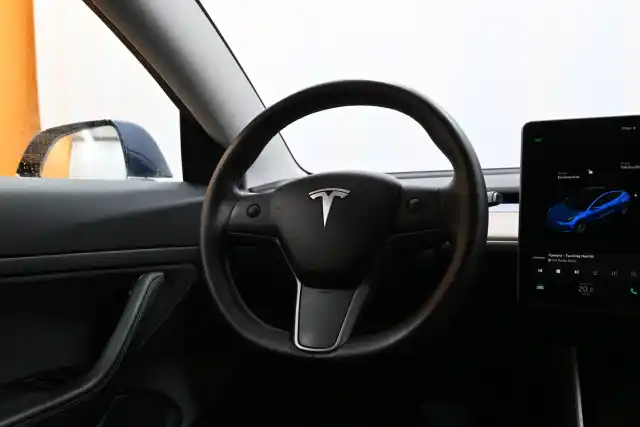 Sininen Viistoperä, Tesla Model 3 – SPV-606