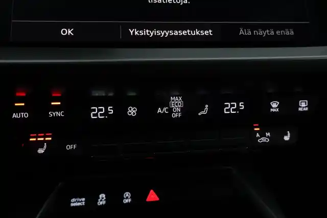 Harmaa Viistoperä, Audi A3 – SPX-487