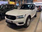 Valkoinen Maastoauto, Volvo XC40 – SRB-403, kuva 1