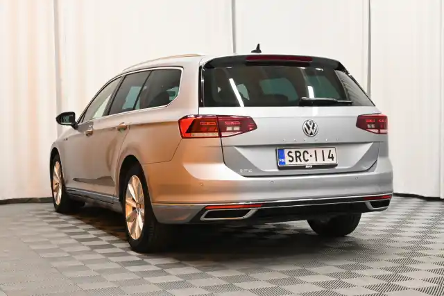 Hopea Farmari, Volkswagen Passat – SRC-114