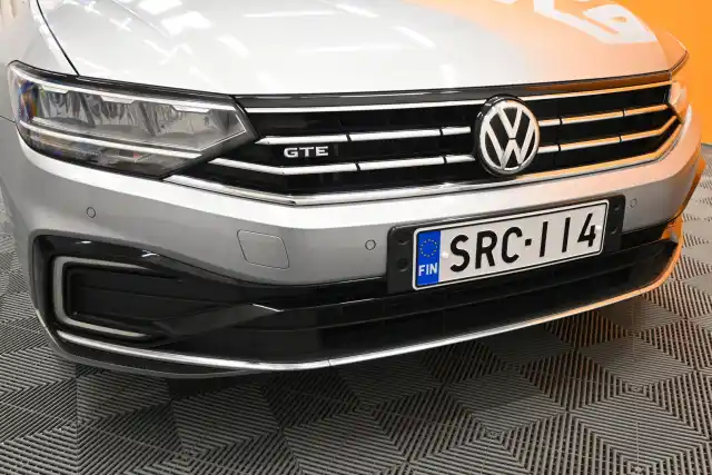 Hopea Farmari, Volkswagen Passat – SRC-114