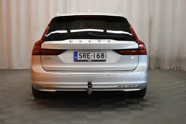 Hopea Farmari, Volvo V90 – SRE-168