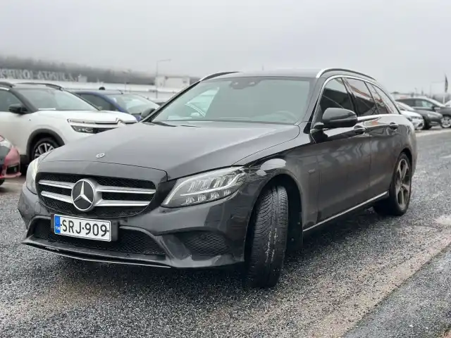 Musta Farmari, Mercedes-Benz C – SRJ-909