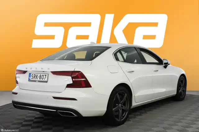 Valkoinen Sedan, Volvo S60 – SRK-807