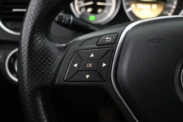  Farmari, Mercedes-Benz C – SRZ-396