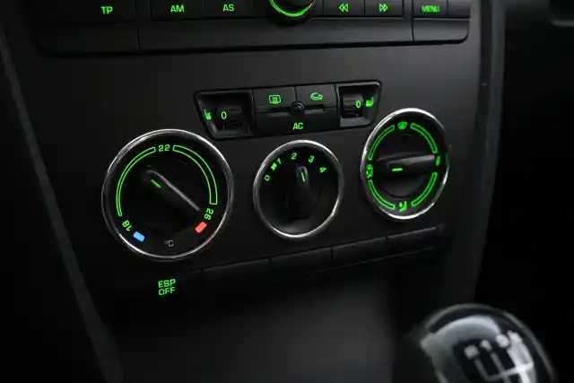Musta Viistoperä, Skoda Octavia – SSY-466