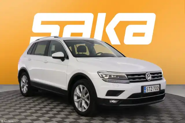 Valkoinen Maastoauto, Volkswagen Tiguan – STZ-702