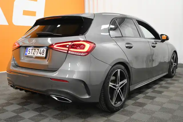 Harmaa Viistoperä, Mercedes-Benz A – STZ-748