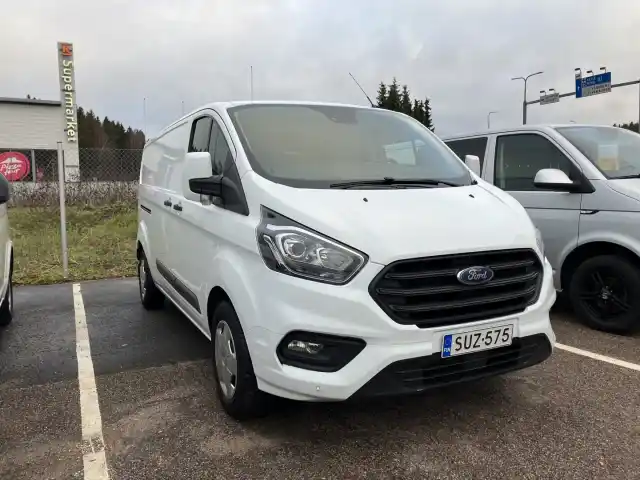 Valkoinen Pakettiauto, Ford Transit Custom – SUZ-575