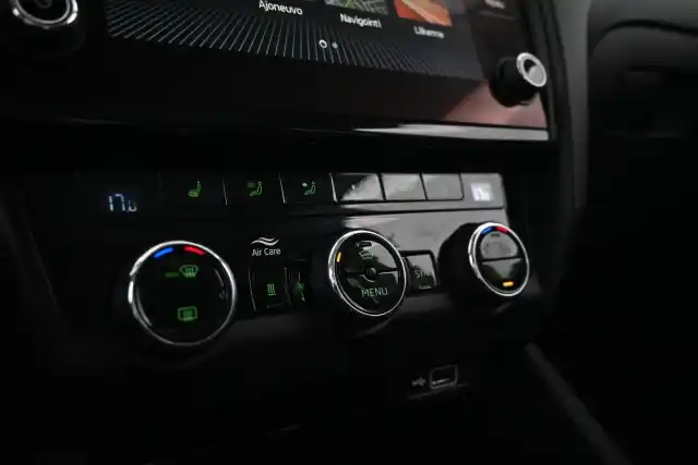 Punainen Viistoperä, Skoda Octavia – SVZ-866
