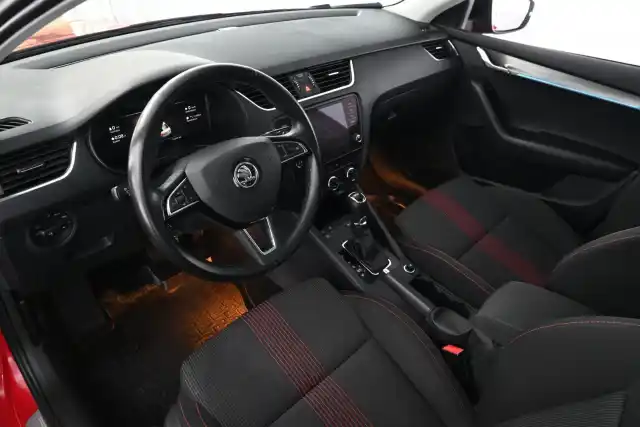 Punainen Viistoperä, Skoda Octavia – SVZ-866