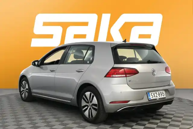Harmaa Viistoperä, Volkswagen Golf – SXZ-895