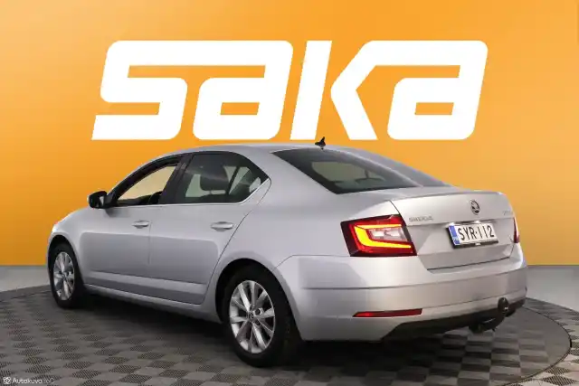 Harmaa Viistoperä, Skoda Octavia – SYR-112