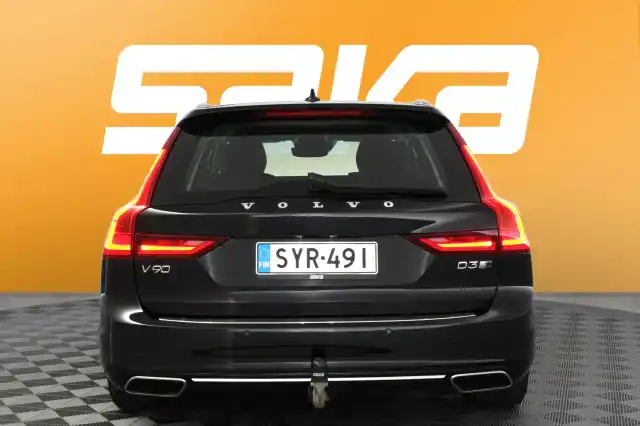 Musta Farmari, Volvo V90 – SYR-491