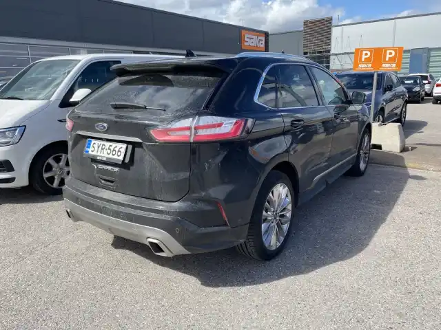 Musta Maastoauto, Ford Edge – SYR-566