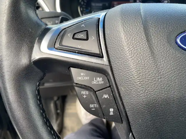 Musta Maastoauto, Ford Edge – SYR-566
