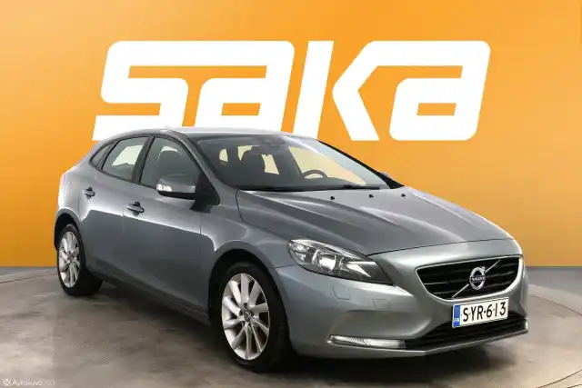 Harmaa Viistoperä, Volvo V40 – SYR-613