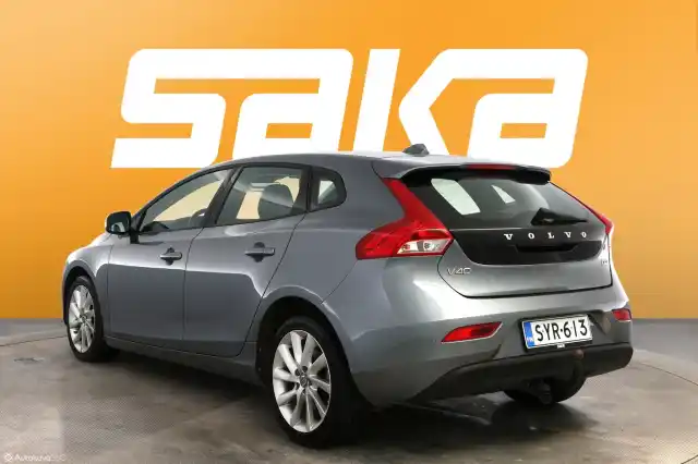 Harmaa Viistoperä, Volvo V40 – SYR-613