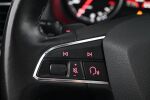 Musta Maastoauto, Seat Ateca – SYR-705, kuva 23