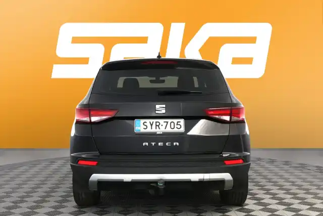 Musta Maastoauto, Seat Ateca – SYR-705