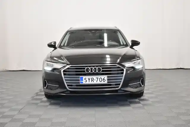 Sininen Farmari, Audi A6 – SYR-706