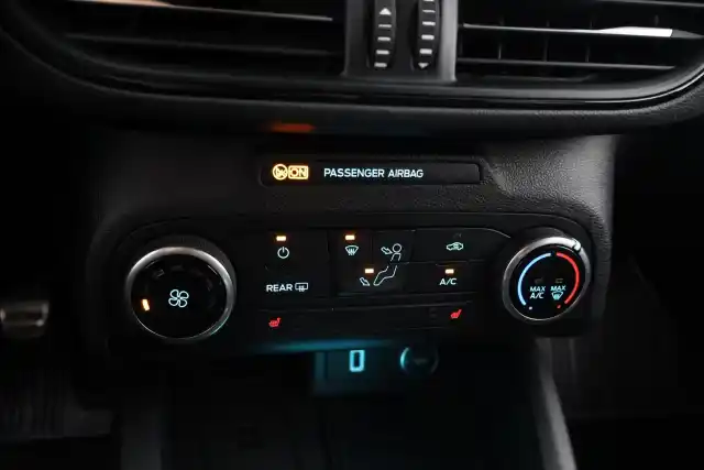 Harmaa Farmari, Ford Focus – SYS-286