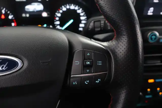 Harmaa Farmari, Ford Focus – SYS-286