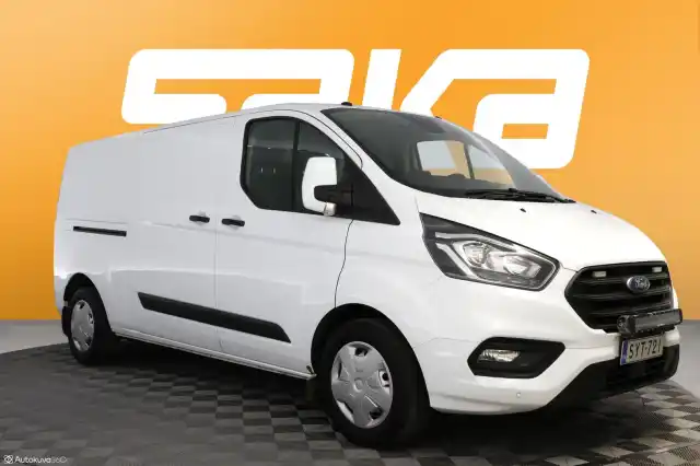 Valkoinen Pakettiauto, Ford Transit Custom – SYT-721