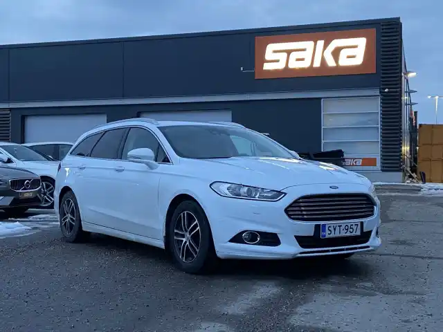 Valkoinen Farmari, Ford Mondeo – SYT-957