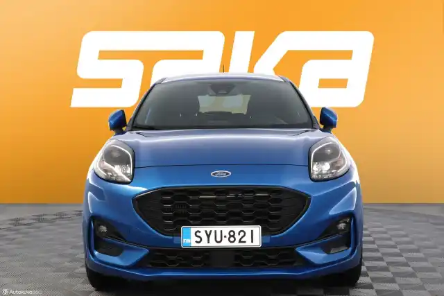 Sininen Maastoauto, Ford Puma – SYU-821