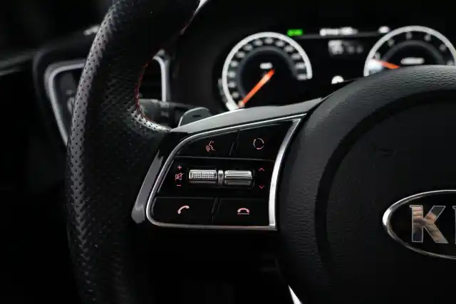 Sininen Farmari, Kia ProCeed – SYV-167