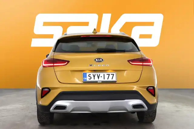 Keltainen Viistoperä, Kia XCeed – SYV-177