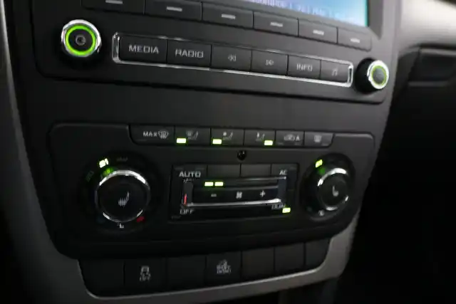 Musta Maastoauto, Skoda Yeti – SYV-321