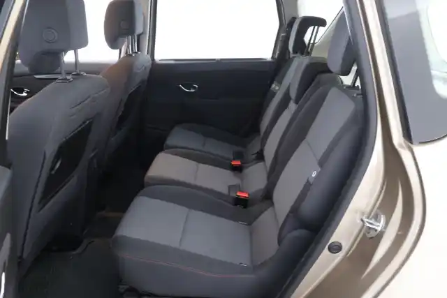 Beige Tila-auto, Renault Scenic – SYX-548