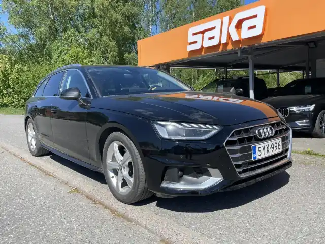Musta Farmari, Audi A4 – SYX-996