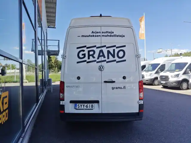 Valkoinen Pakettiauto, Volkswagen Crafter – SYY-618