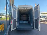 Valkoinen Pakettiauto, Volkswagen Crafter – SYY-618, kuva 4