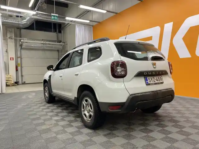 Valkoinen Maastoauto, Dacia Duster – SYZ-459