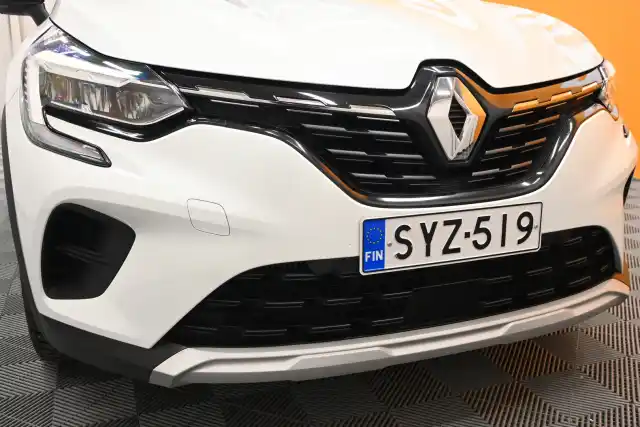 Valkoinen Viistoperä, Renault Captur – SYZ-519